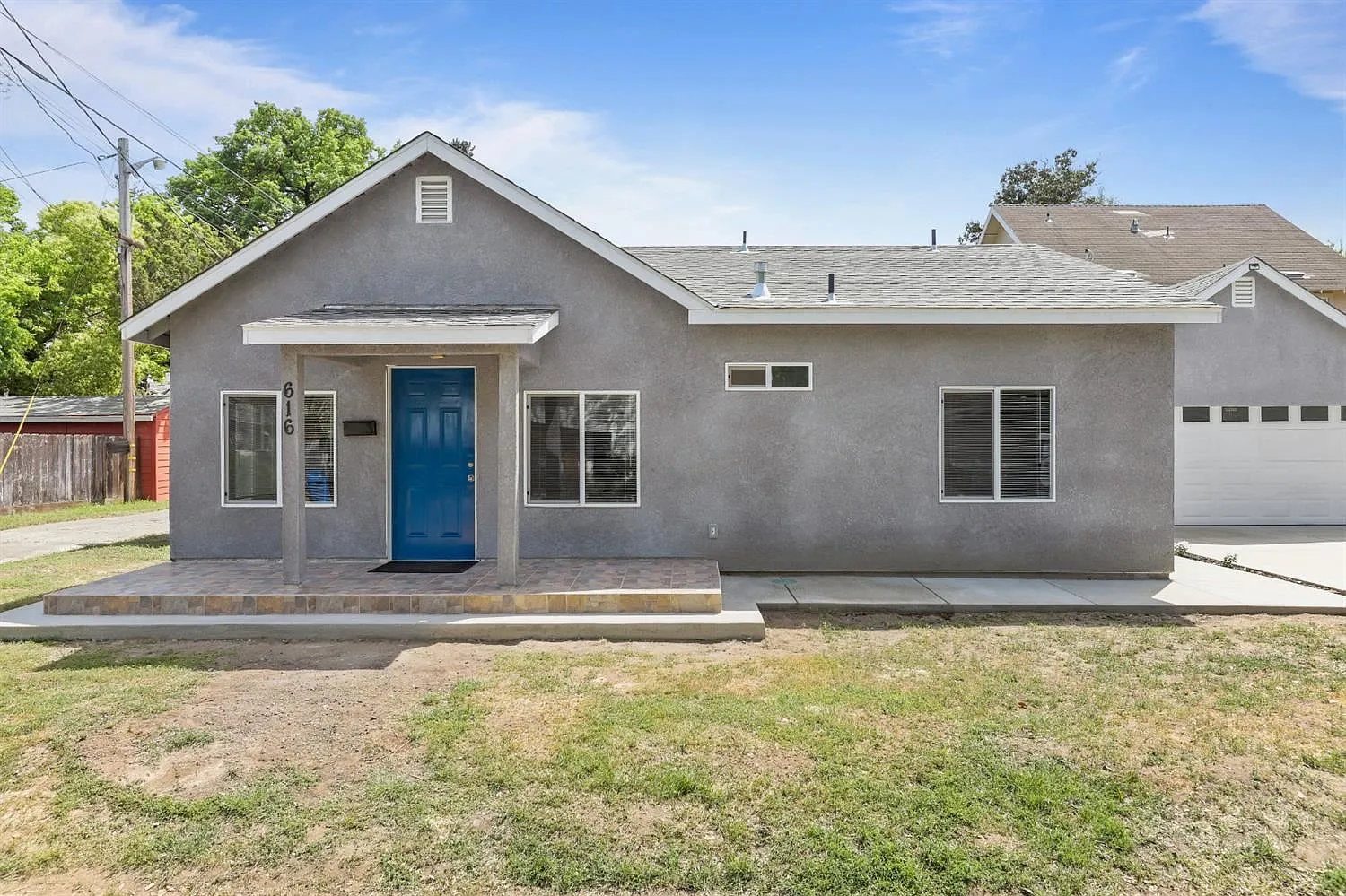 616 Stoddard Ave photo 1
