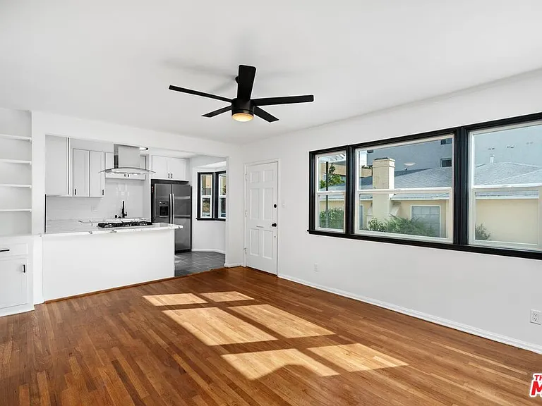 1645 Selby Ave — Photo 6