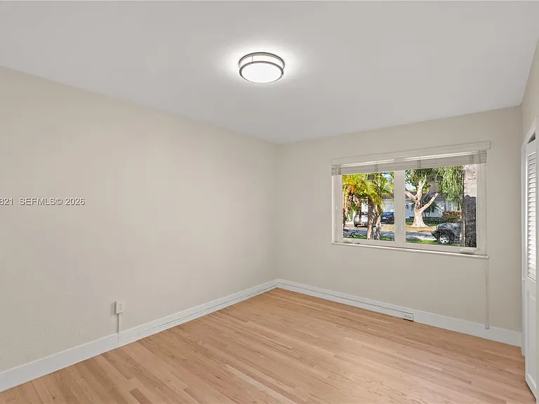 5614 San Vicente St — Photo 18