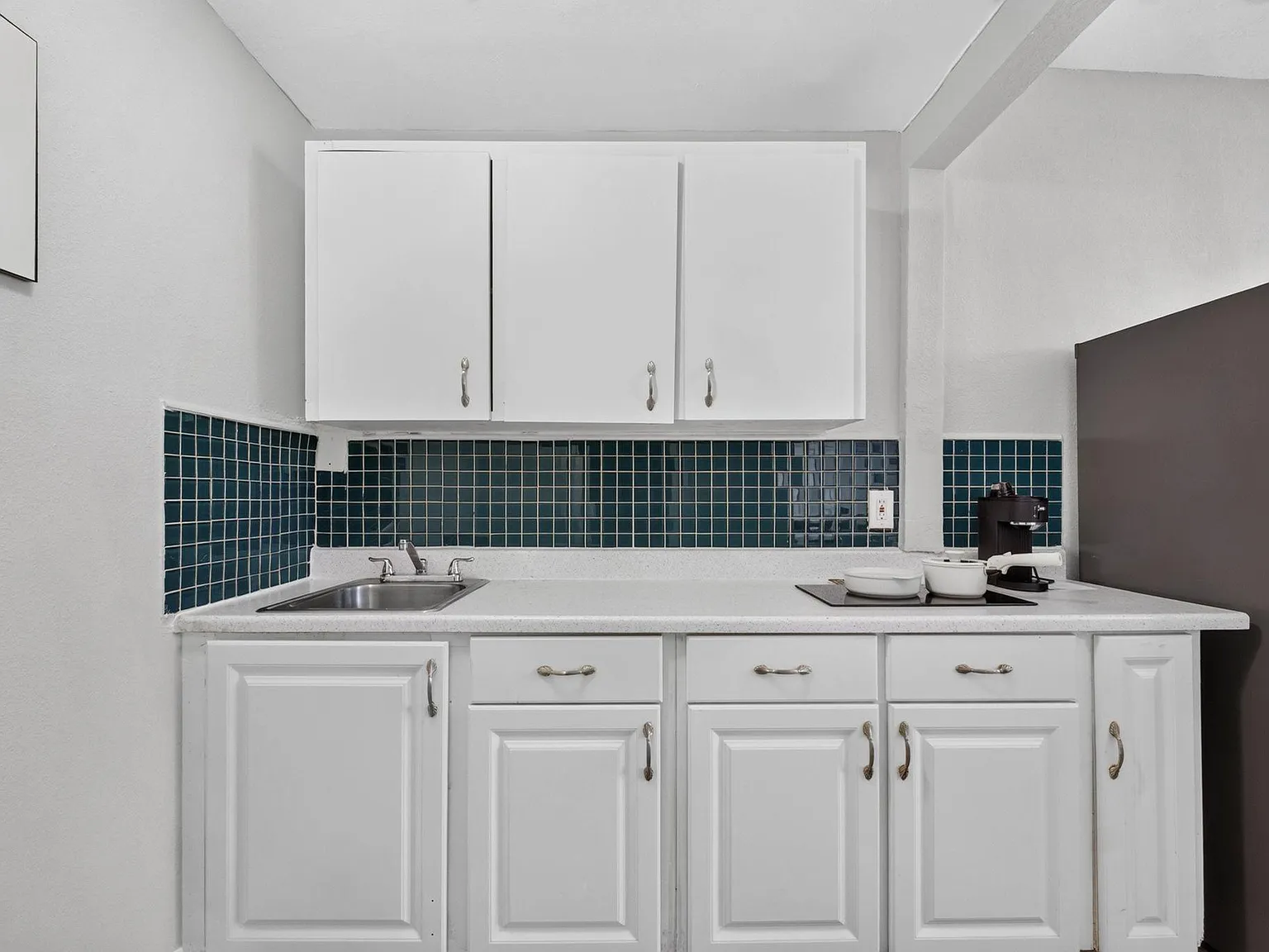 1 bed, 1.0 bath, 300 sqft, $1,594 — Photo 4