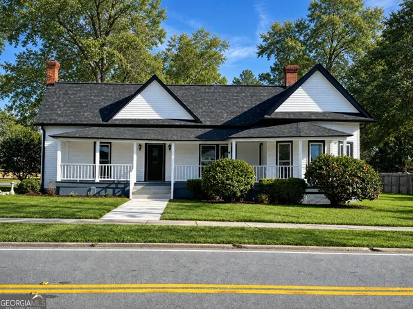 106 N Line St, Dexter, GA 31019