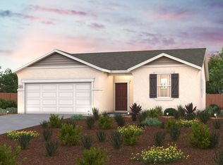 1424 Edgewood Dr, Hanford, CA 93230