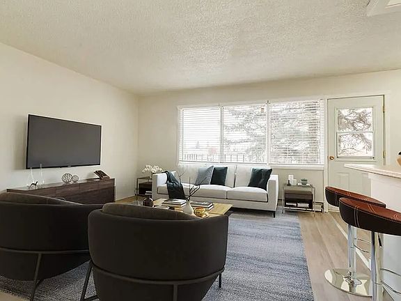 3rd image of 4802 53rd St #1035774