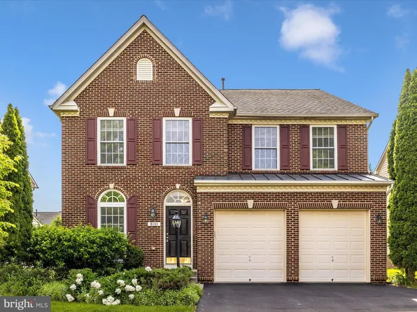 9131 Bowling Green Dr, Frederick, MD 21704