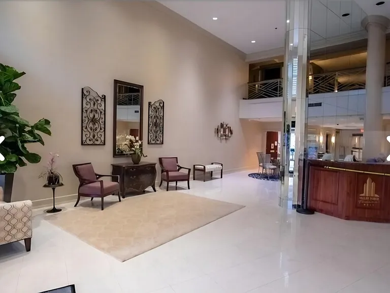 20729 Valley Forge Cir #729 — Photo 4