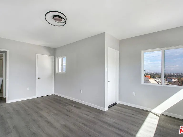 4151 Don Mariano Dr — Photo 16