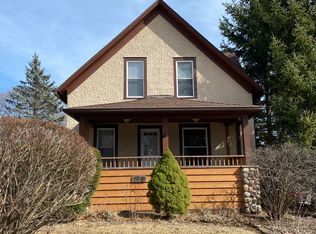104 2nd St, Libertyville, IL