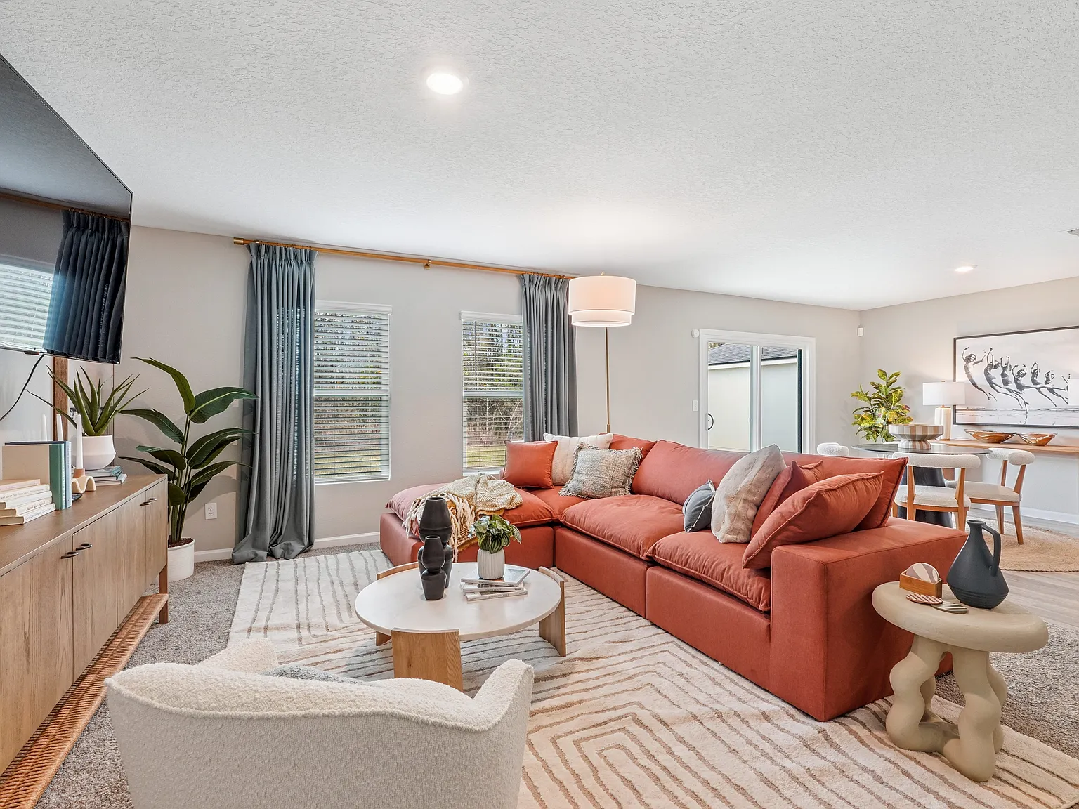 North Pointe Residences — Photo 3