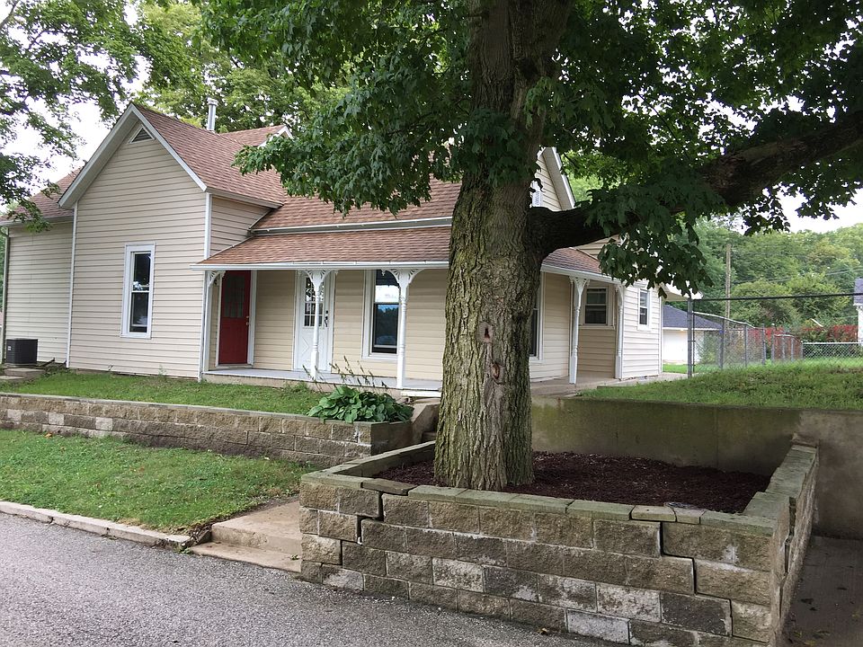 1st image of 212 N Blair St
