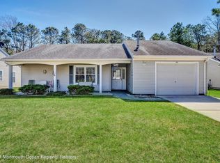 63 Canterbury Dr, Forked River, NJ 08731