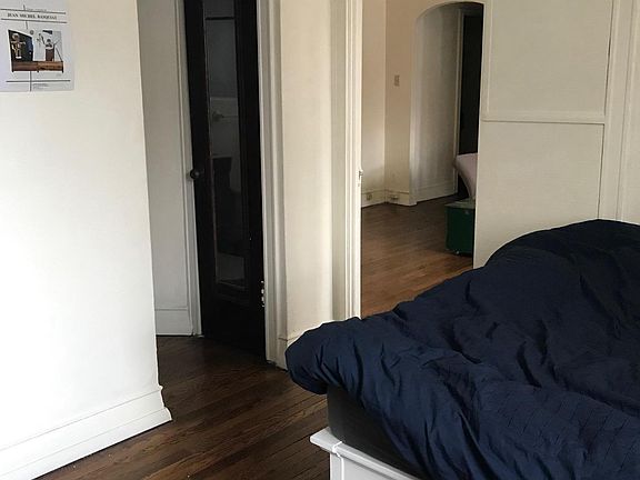 3rd image of 950 N Clarkson St APT 24