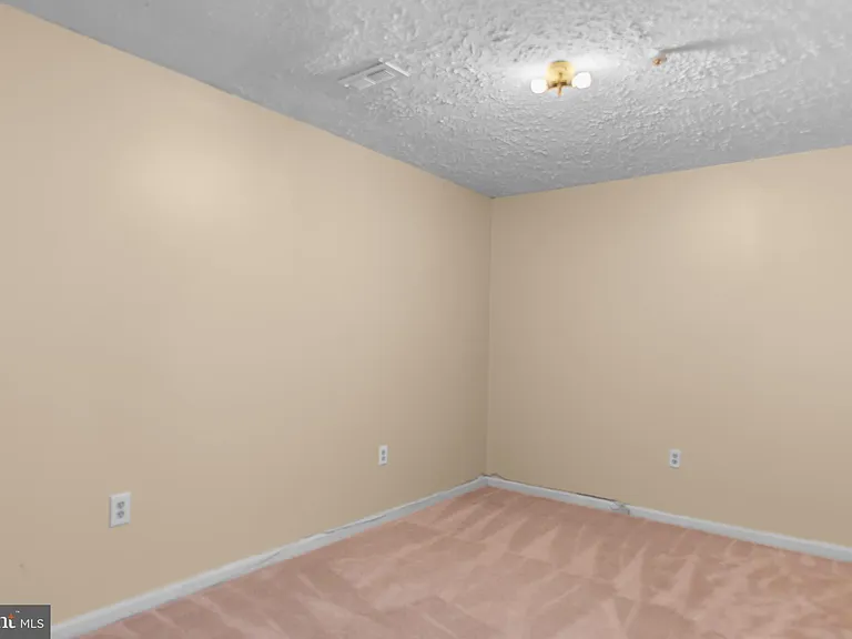 8514 Rheims Ct — Photo 27