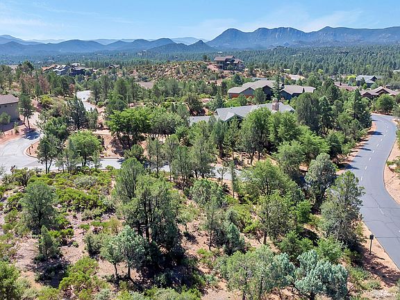 4th image of 2400 E Golden Aster Cir