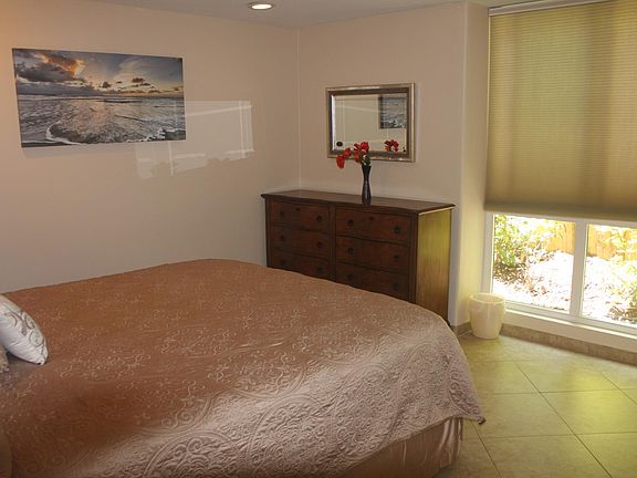 KING SIZE BED
