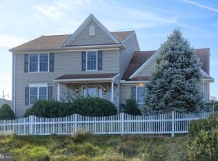 215 W Sun Hill Rd, Manheim, PA 17545