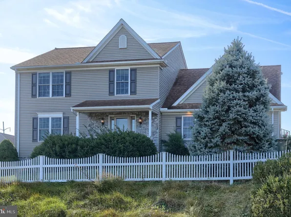 215 W Sun Hill Rd, Manheim, PA 17545