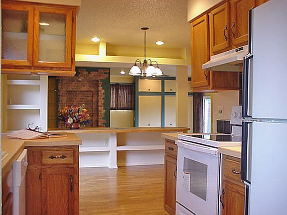 KIT LOOKING INTO DR & FR