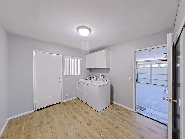617 E Avenida San Juan — Photo 19