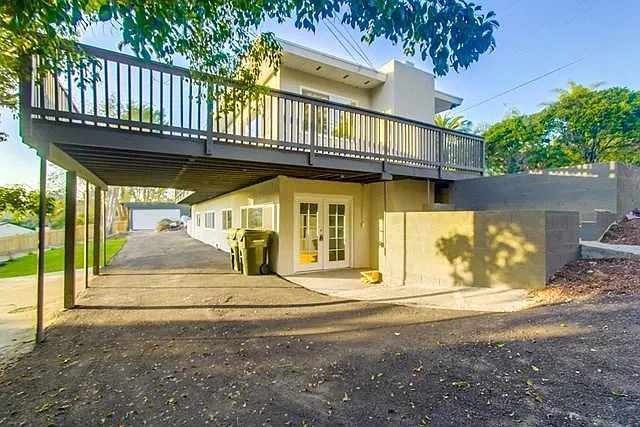 603 Sunset Dr #1 — Photo 2