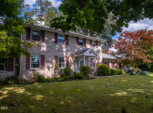 708 Beaumont Dr, Altoona, PA 16602