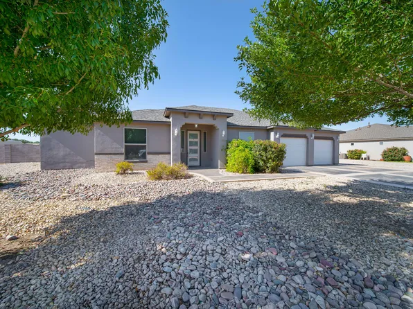 320 Warachie Ln, Carlsbad, NM 88220