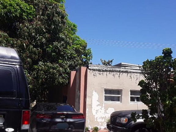 2nd image of 1675 NE 159th St