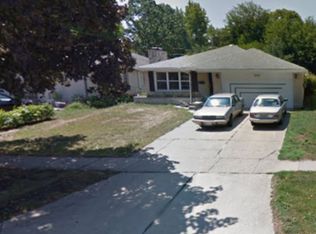 356 Hamilton Ave, Elgin, IL 60123