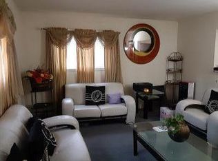 21 Bendix Pl APT 1, Lindenhurst, NY 11757