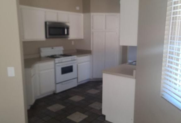 4th image of 29827 Via Puesta Del Sol