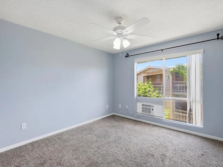 91-1209 Kaneana St — Photo 10