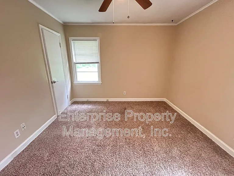 1250 S Perkins Rd — Photo 4