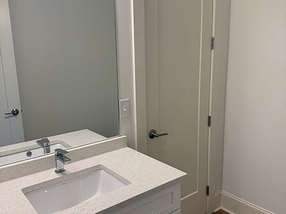 5th image of 9058 Main St