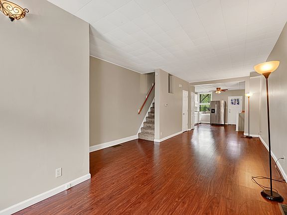 2nd image of 3027 Keswick Rd