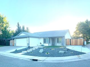 8151 Armando Ct, Sacramento, CA 95828