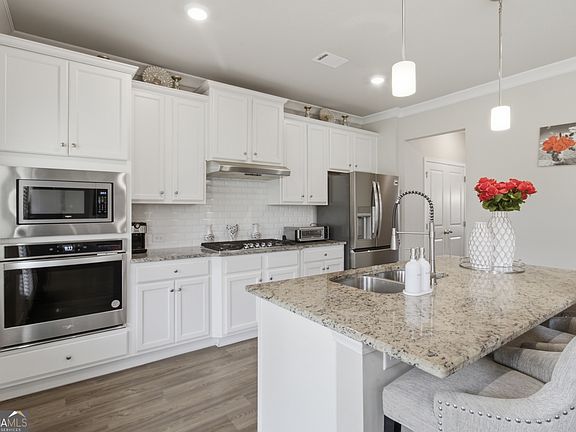 2nd image of 114 Henson Farm Dr