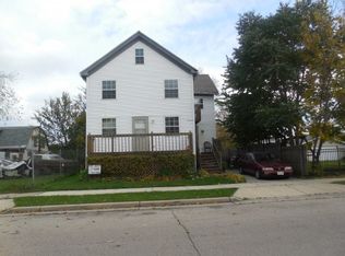 2109 Howe St, Racine, WI 53403
