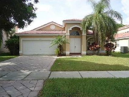 2nd image of 13850 NW 22nd Ct