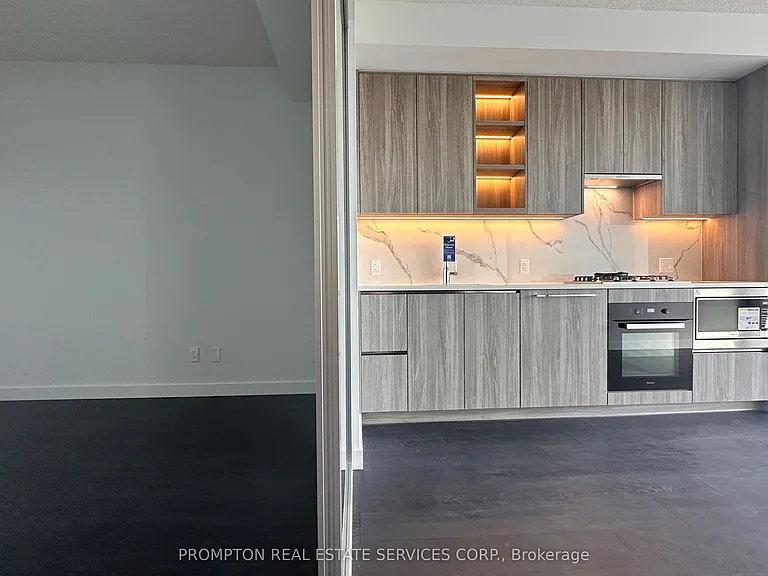 68 Esther Shiner Blvd S #2110 — Photo 5