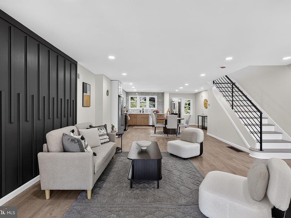 1st image of 6467 Woodcrest Ave