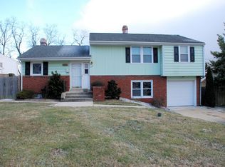 7 Westbury Rd, Lutherville Timonium, MD 21093