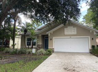 642 Waterside Cir, Titusville, FL 32780