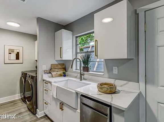 4th image of 123 Pomar St