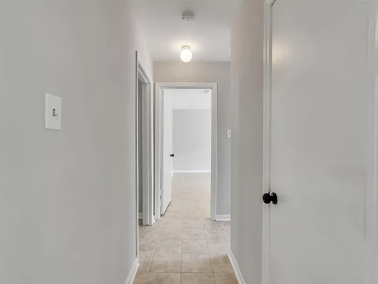 14134 Cleobrook Dr — Photo 15