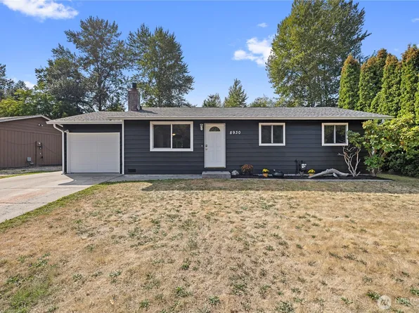8930 57th Drive NE, Marysville, WA 98270