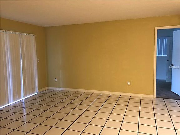 5th image of 6004 Laketree Ln APT A