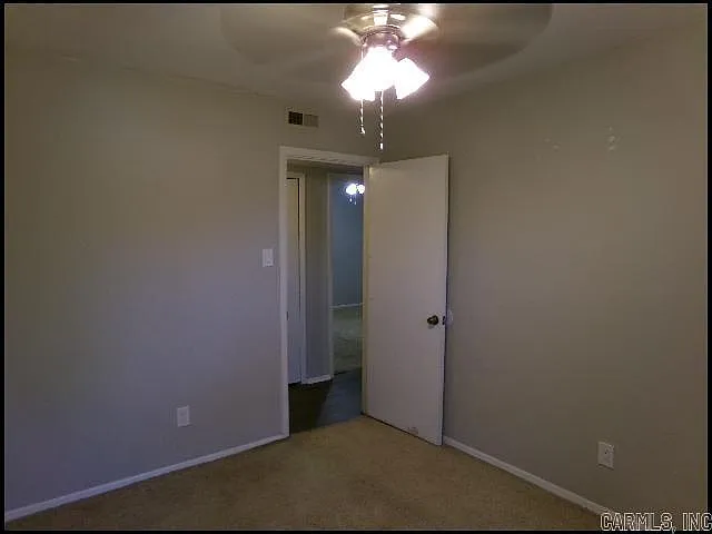 3915 Saint James Ct — Photo 15