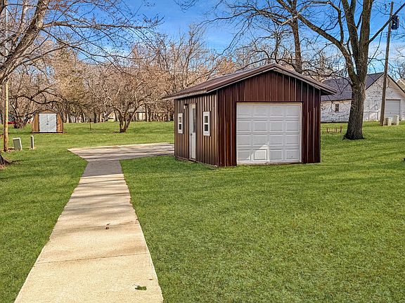 5th image of 352 3rd St