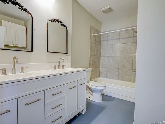 4th image of 1114 S San Marcos