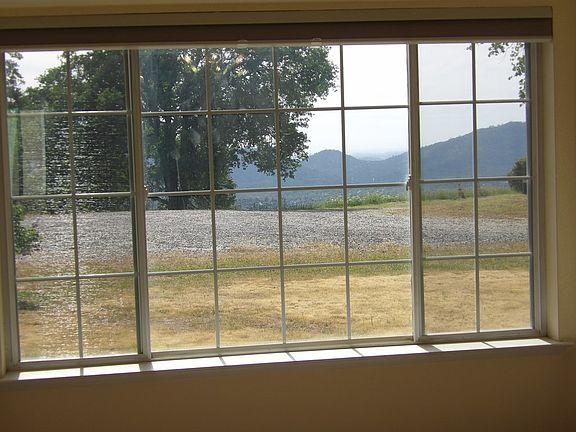 4th image of 42366 Old Yosemite Rd