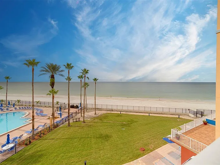 16700 Gulf Blvd #423 — Photo 47